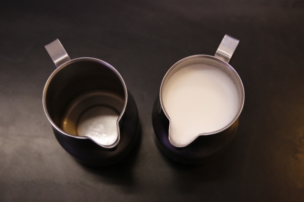 Come scegliere la lattiera per Latte art perfetta